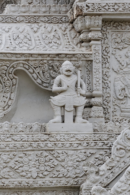 Phnom Penh-Pagode d'argent-053